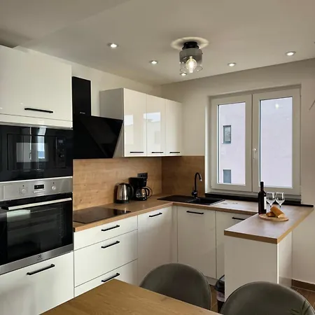 Mariva - 22 Makarska